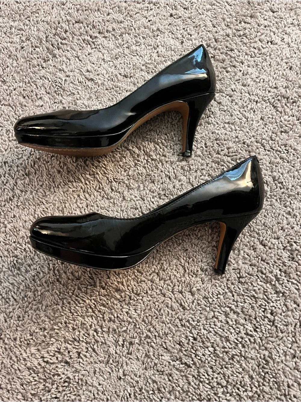 Vince Camuto Black Patent Pointed Pumps